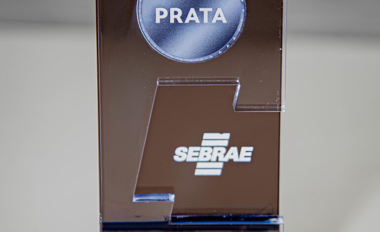 Prefeitura de Carapicuíba celebra a conquista do Selo Prata Referência em Atendimento pelo Sebrae Aqui