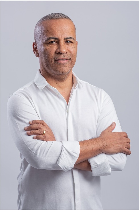 Emerson Rocha realiza ato de filiação ao Podemos em Cotia nodia 28 de março