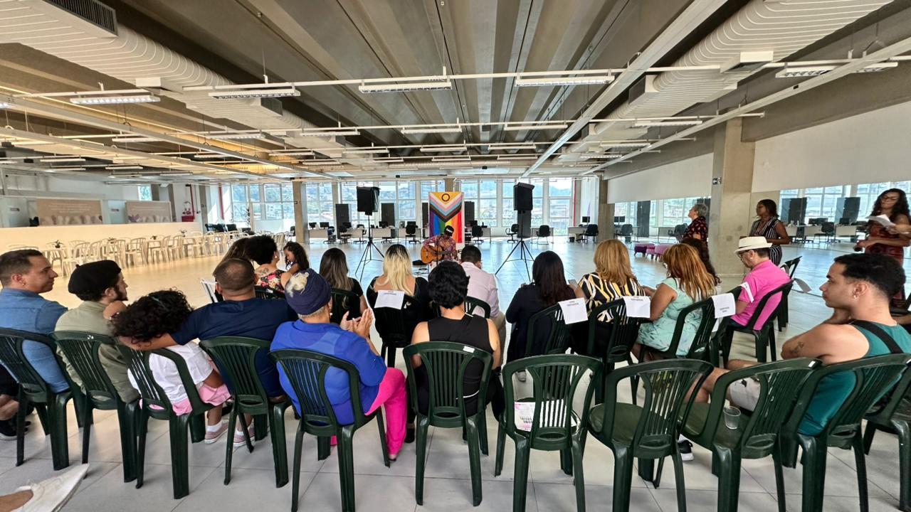 ITAPEVI PROMOVE ENCONTRO DE ACOLHIMENTO E ESCUTA PARA A COMUNIDADE LGBT+