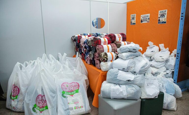 Campanha do Agasalho Tudo Novo 2026 está nas ruas com entrega de mantas, cobertores e moletons