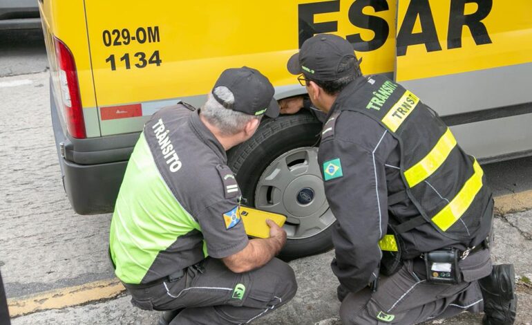 Operação conjunta identifica irregularidades em transporte escolar em Barueri