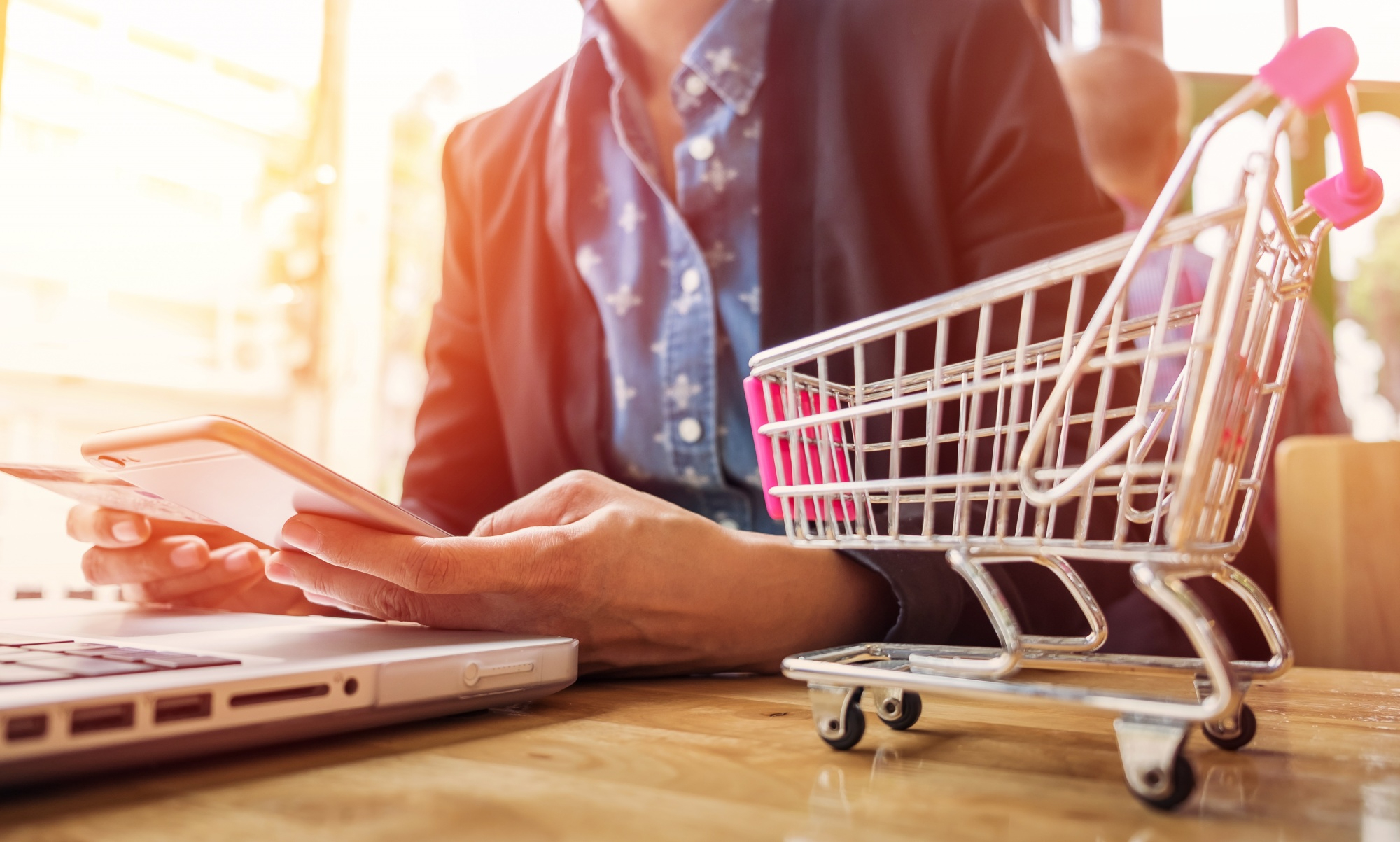 Sebrae-SP reúne Canva, CapCut, Shein e Shopee em evento gratuito para empreendedores em Cotia