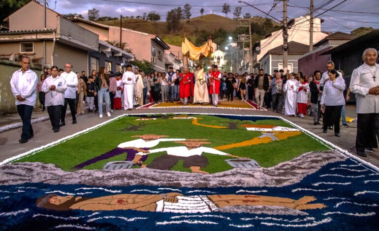 PIRAPORA DO BOM JESUS CELEBRA O CORPUS CHRISTI NO DIA 4 DE JUNHO