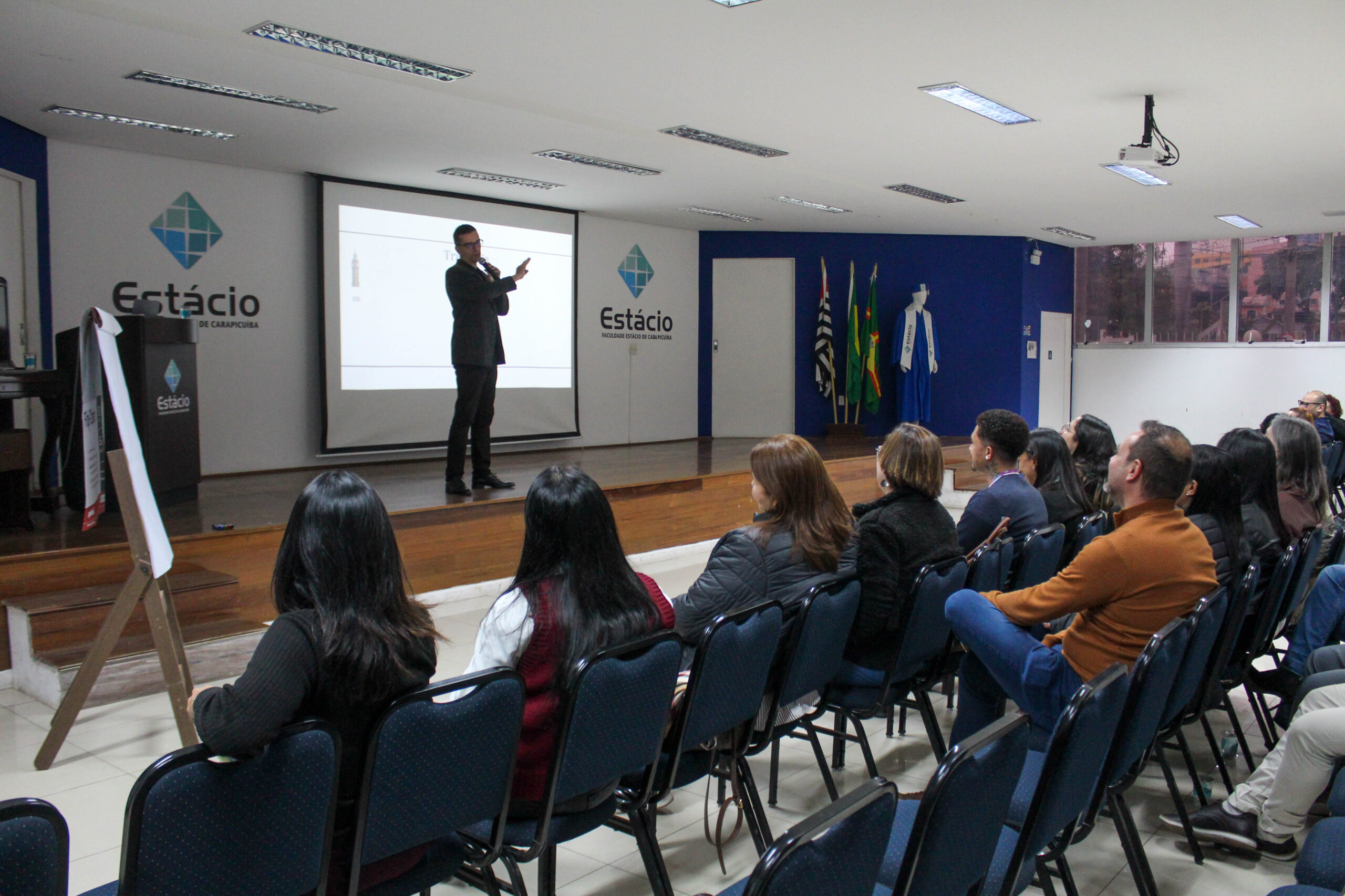 Prefeitura de Carapicuíba promove Workshop de Desenvolvimento de Lideranças para gestores da Saúde
