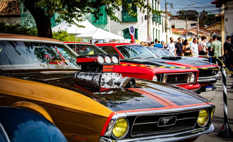 Santana de Parnaíba promove 23º Encontro de Antigomobilismo com mais de 300 carros clássicos