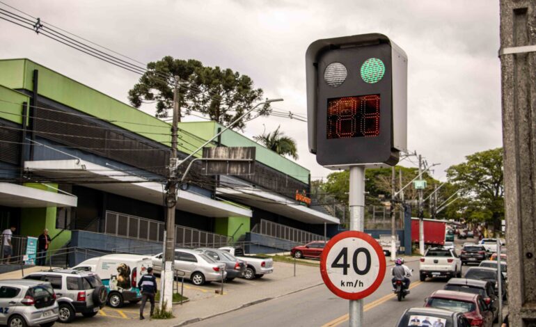 Radares instalados em Cotia passam por aferição do IPEM; confira datas e locais