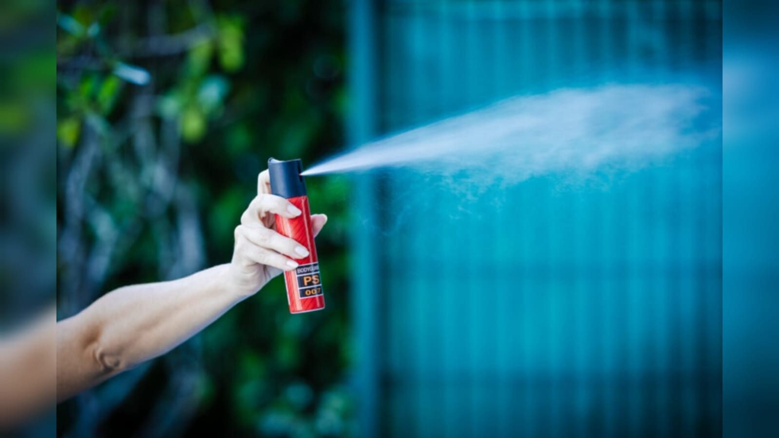 Mulheres poderão comprar spray de pimenta para defesa pessoal; nova lei já está valendo
