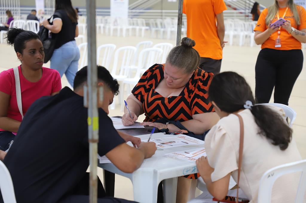 Barueri promove Mutirão de Empregos com mais de 350 vagas no dia 11 de agosto