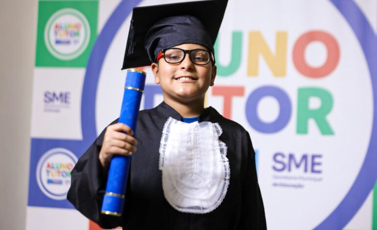 Itapevi forma mais 120 estudantes no Programa Aluno Tutor em Tecnologia Google e alcança 944 alunos capacitados