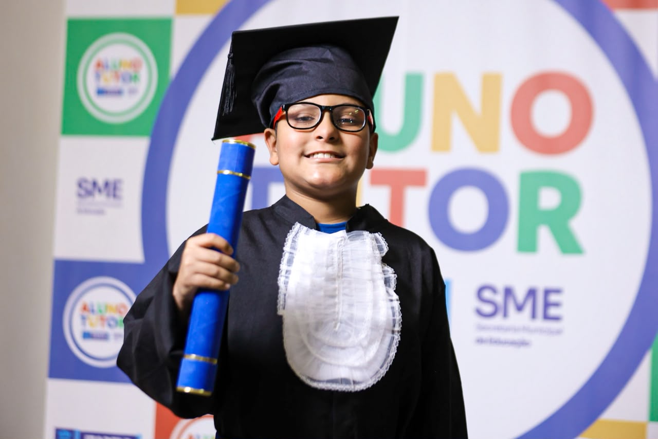 Itapevi forma mais 120 estudantes no Programa Aluno Tutor em Tecnologia Google e alcança 944 alunos capacitados