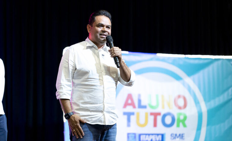 Itapevi celebra formatura da 7ª edição do Programa Aluno Tutor em Tecnologia Google