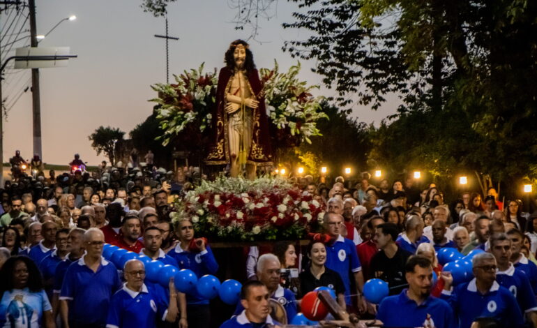 FESTA DE AGOSTO EM PIRAPORA DO BOM JESUS REÚNE MILHARES DE FIÉIS