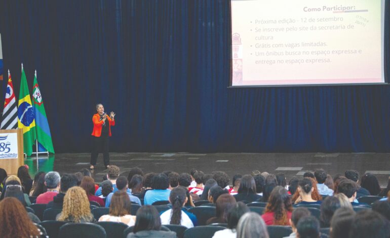 Educadores de Santana de Parnaíba participam de atividades sobre conscientização étnico-racial