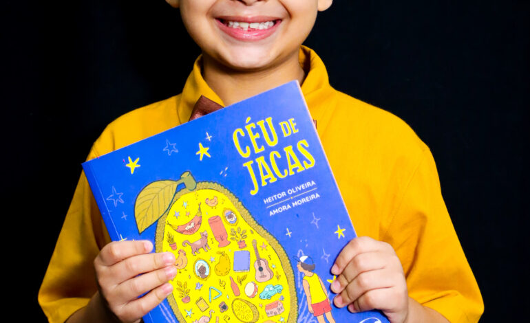 Heitor, 10 anos, lança livro na Bienal de São Paulo e leva a literatura de uma escola pública de Cajamar para um dos maiores eventos literários do país