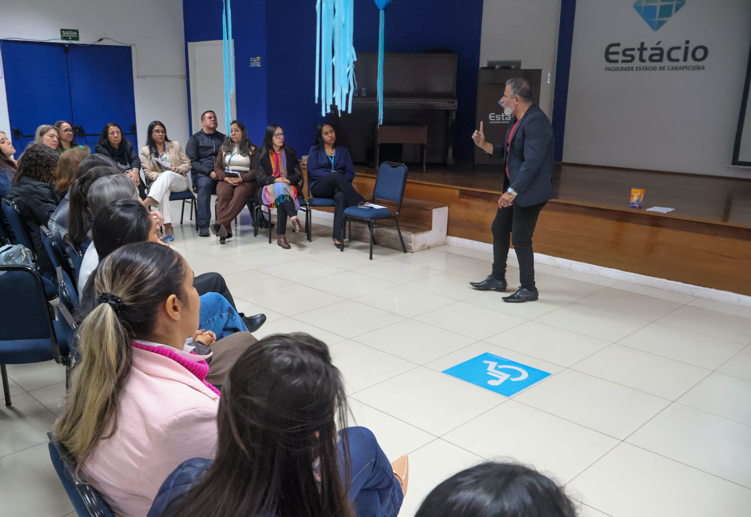 Prefeitura de Carapicuíba promove capacitação para lideranças da Secretaria de Saúde