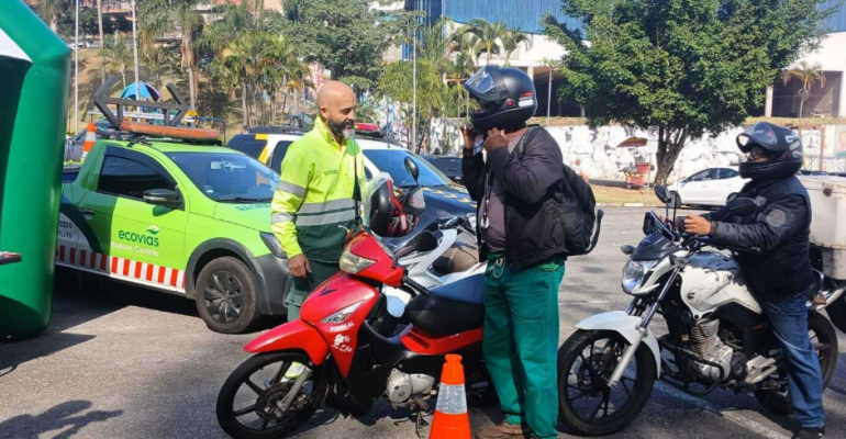 Ecovias Raposo Castello realiza ações educativas com motociclistas