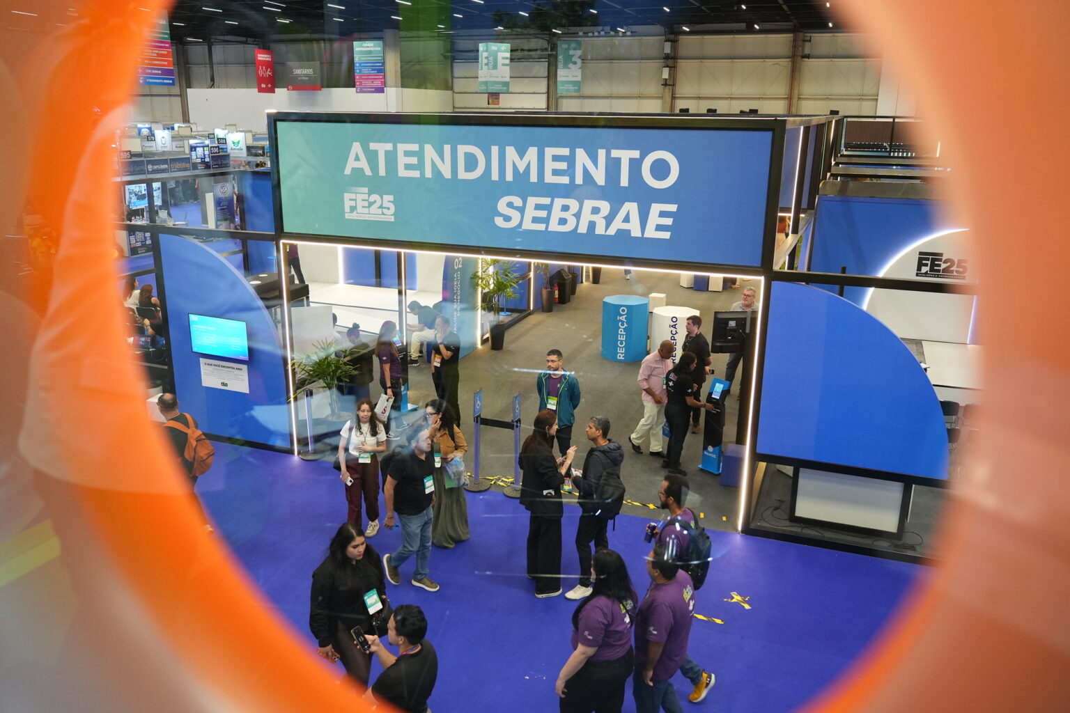 Caravana do Sebrae leva empreendedores de Cotia à Feira do Empreendedor