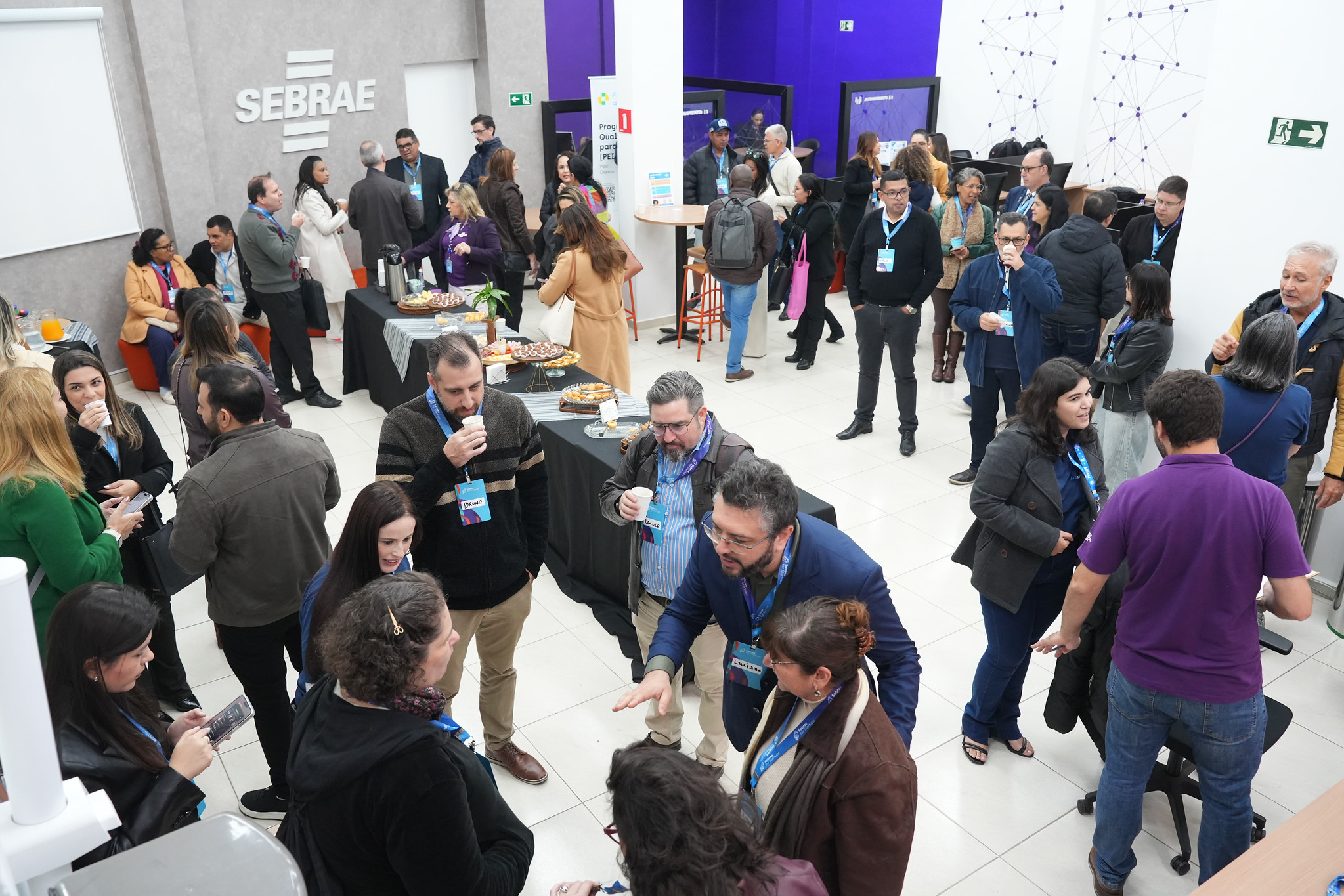 Sebrae-SP realiza Café Empresarial com foco em vendas e tecnologia em Osasco