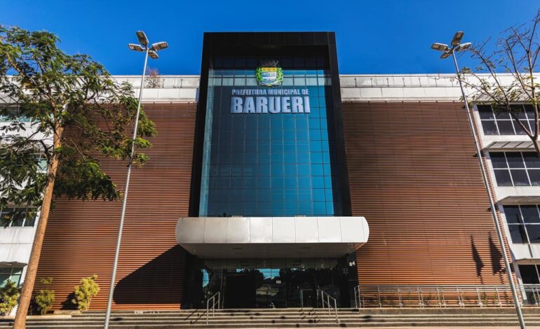 Confira o que abre e fecha nos dias do Servidor Público e de Finados