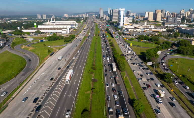 Feriado de Finados: mais de 1 milhão de veículos devem circular pela Castello Branco