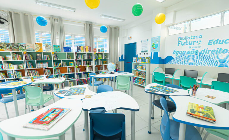 Escola do Futuro de Amador recebe biblioteca com 1,2 mil livros e recursos de tecnologia