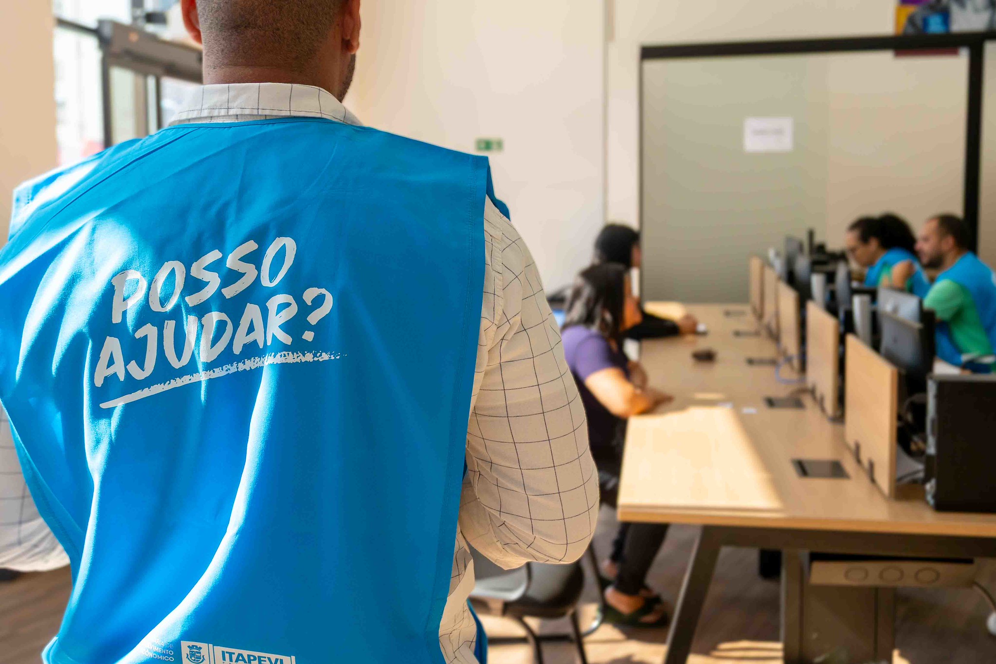 Itapevi oferece 300 vagas de emprego para agente de atendimento e segurança
