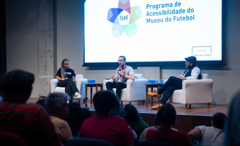 Idosos de Itapevi participam de atividades no Museu do Futebol