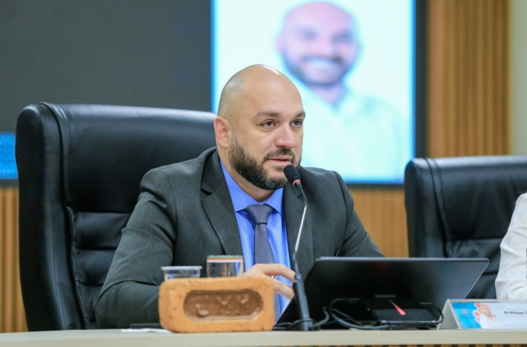 Professor Rafael Alan faz balanço do terceiro mandato na Presidência da Câmara com avanços para os servidores